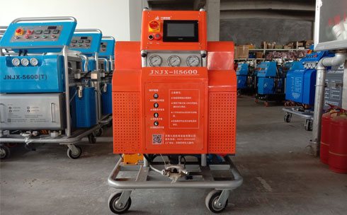 聚氨酯泡沫深冷保溫噴涂機(圖1) H5600PLC聚氨酯保溫噴涂機