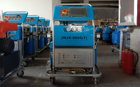 聚氨酯仿木材料發泡設備(圖1) H5600TPLC-聚氨酯仿木材料發泡設備