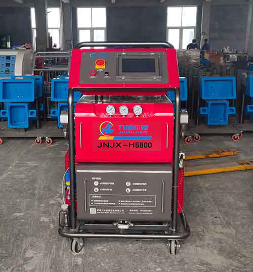 泡沫雕塑用什么硬化(圖1) H5800-PLC噴聚脲機